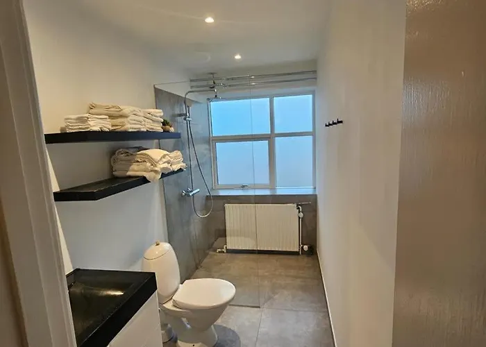 Family House With For Six Trige